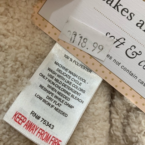 Brand new cupcakes&cashmere L cream - Picture 10 of 10